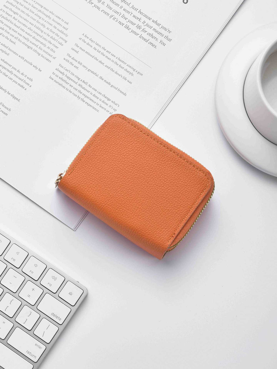 Stylish Textured Leather Zippered Wallet Kalsten