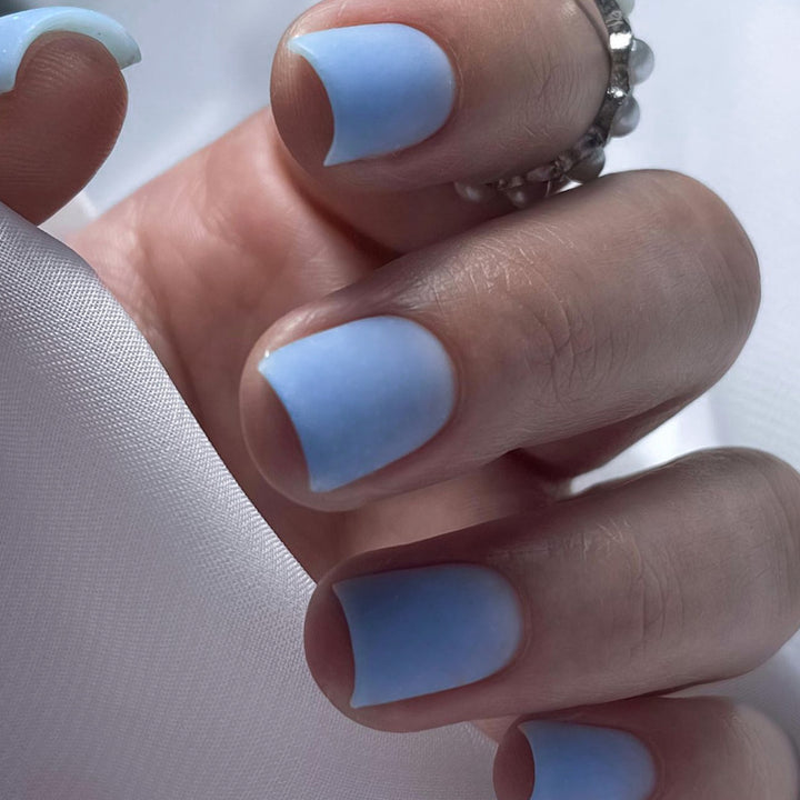 Matt lacquered nail art Kalsten