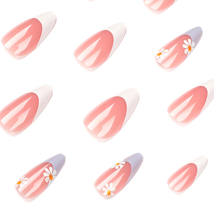 Elegant artificial nail design with delicate flower and ombre effects Kalsten