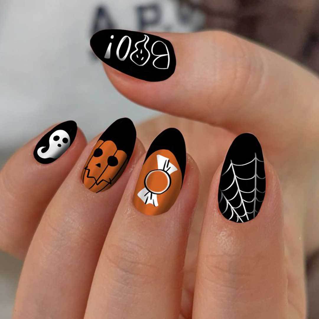Creative Halloween-Themed Nail Art Kit