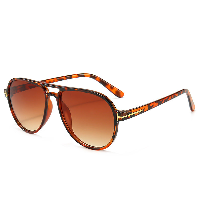 Elegant Aviator-Style Sunglasses Kalsten