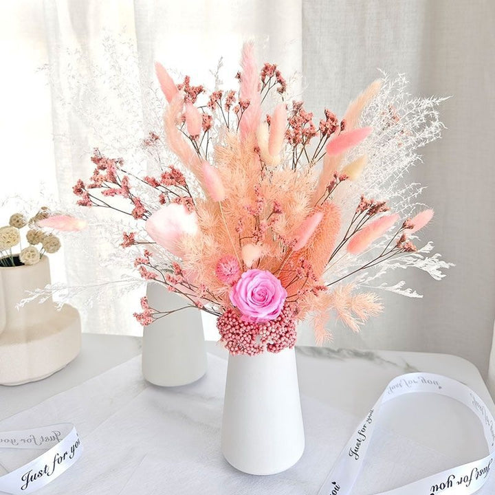 Chic Dried Flower Arrangement
