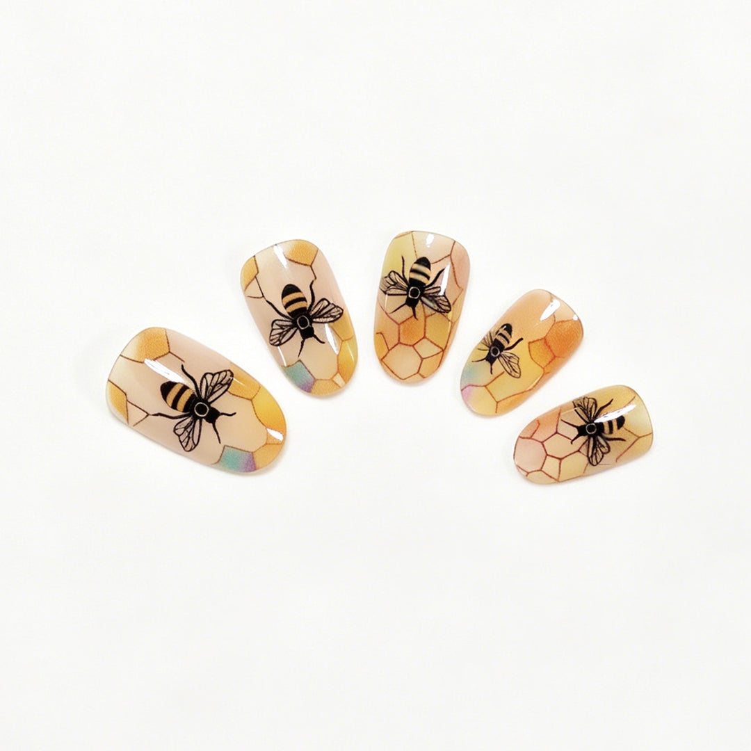 Artistic Bee-Themed Press-On Nail Art Set Kalsten