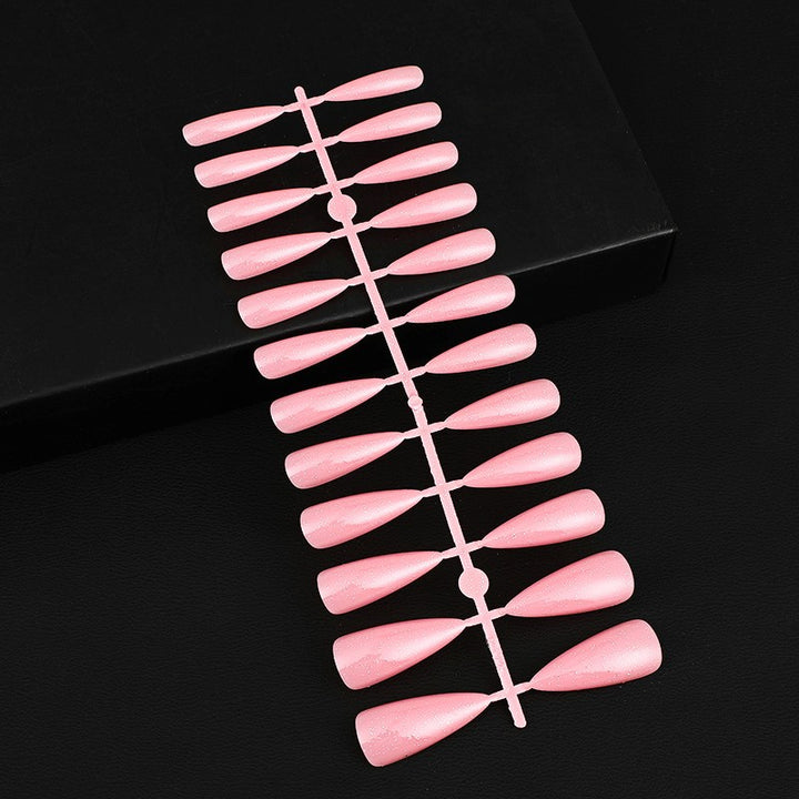 Glittering artificial nails in elegant design Kalsten