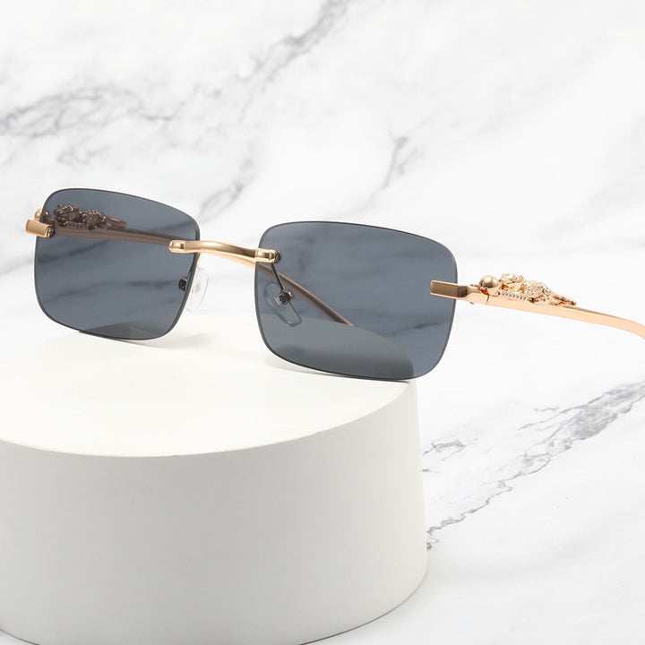 Women Designer Sunglasses with Fine Metal Frame and Luxurious Details Kalsten