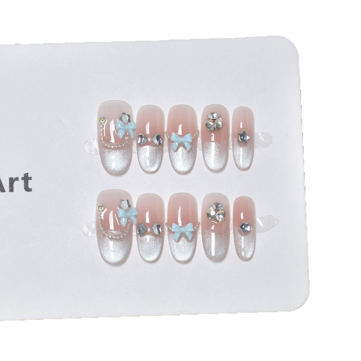 Decorative Press-On Nail Art with 3D Accents Kalsten