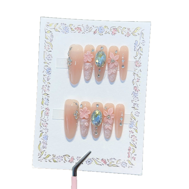 Artificial artificial nails with floral decorations and glitter details Kalsten