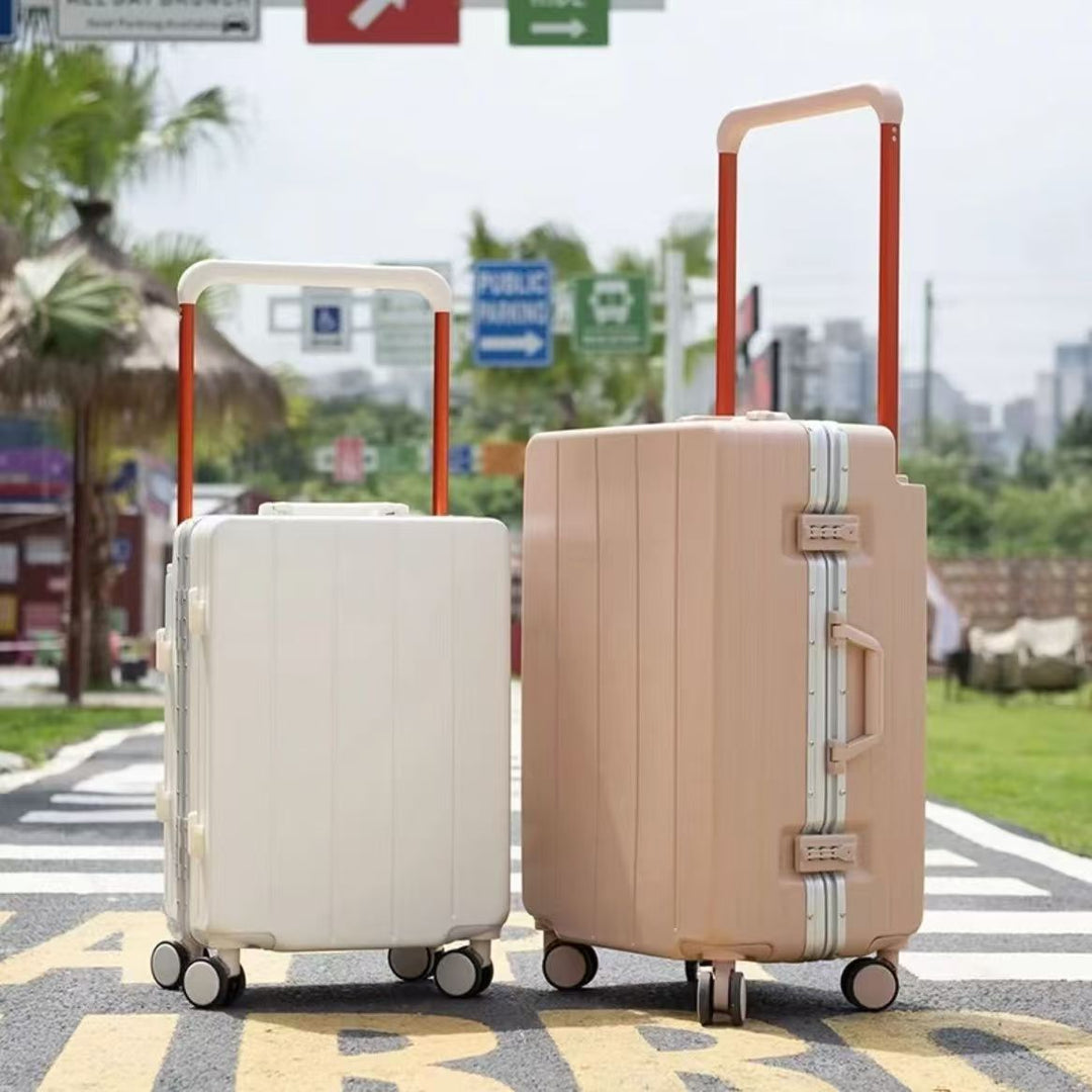 Compact Hard-Shell Travel Case Kalsten
