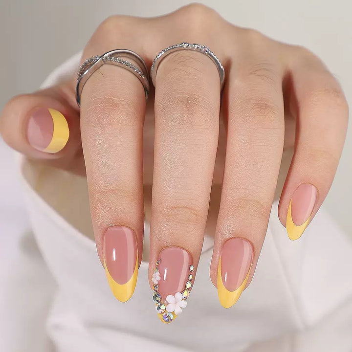 Artificial nail set with elegant French design and 3D flower decorations Kalsten