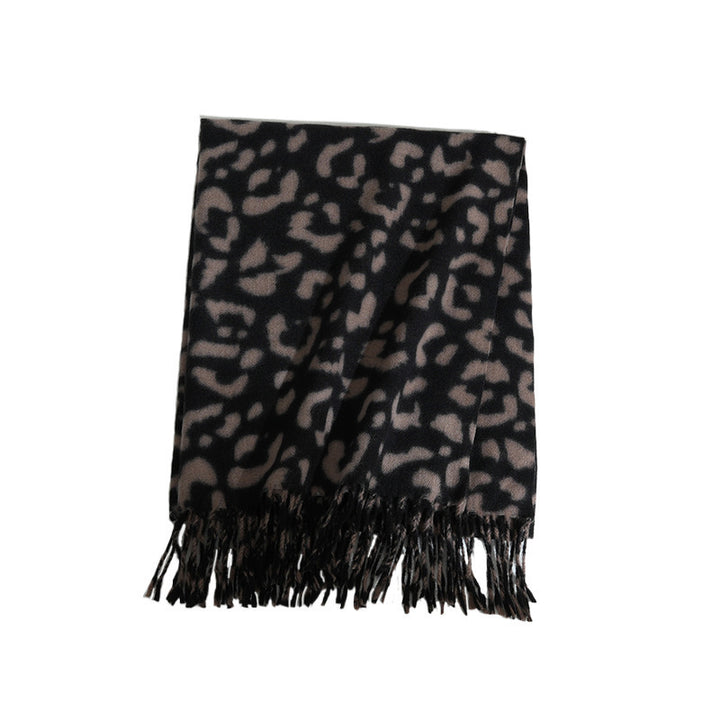 Ladies Elegant and patterned animal scarf with fringes Kalsten