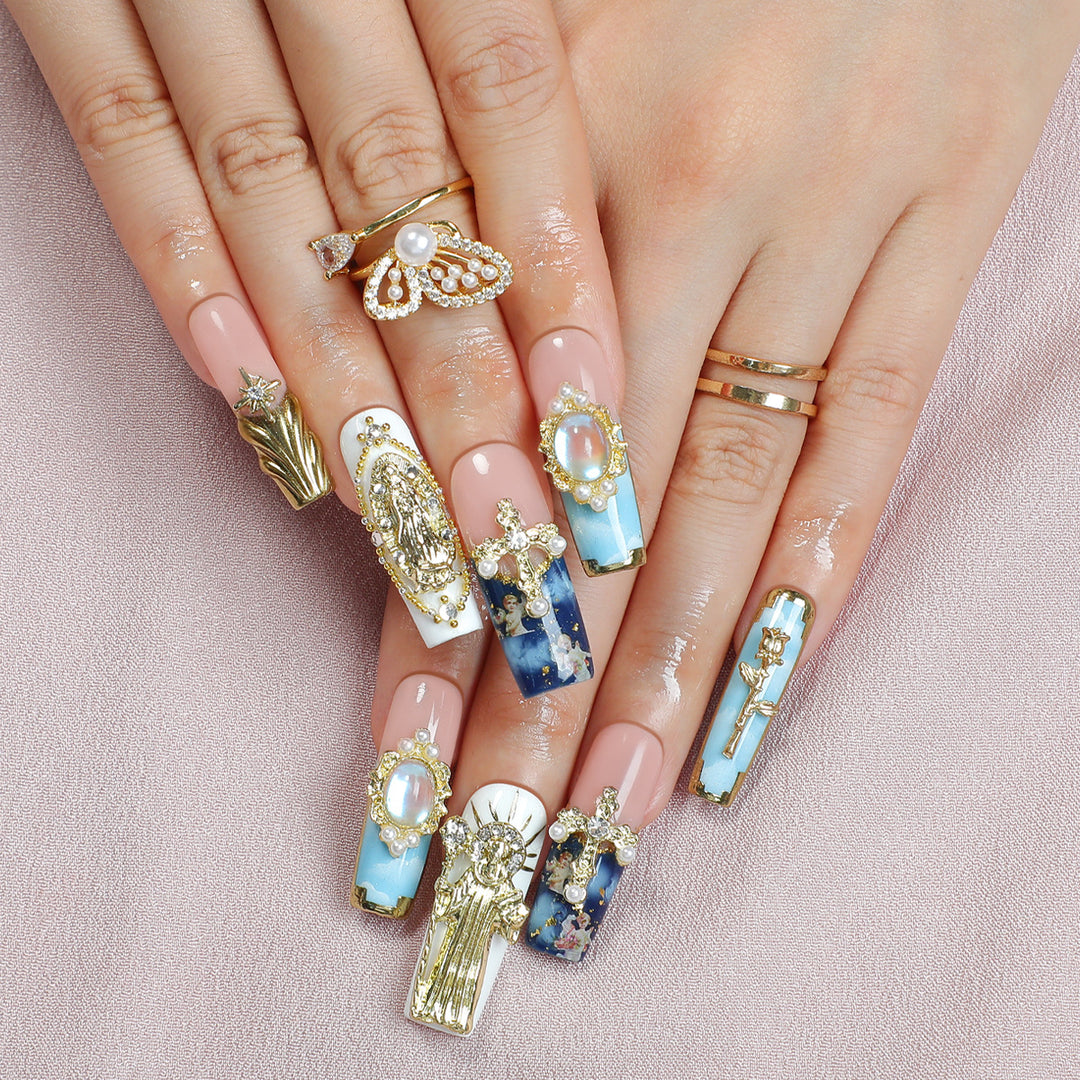 Elegant artificial nails with glamorous embellishments Kalsten