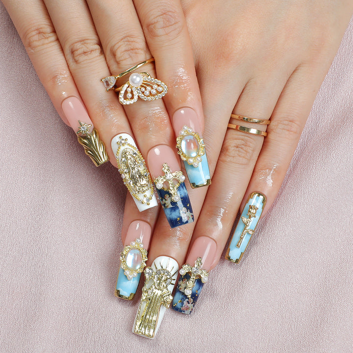 Elegant artificial nails with glamorous embellishments Kalsten