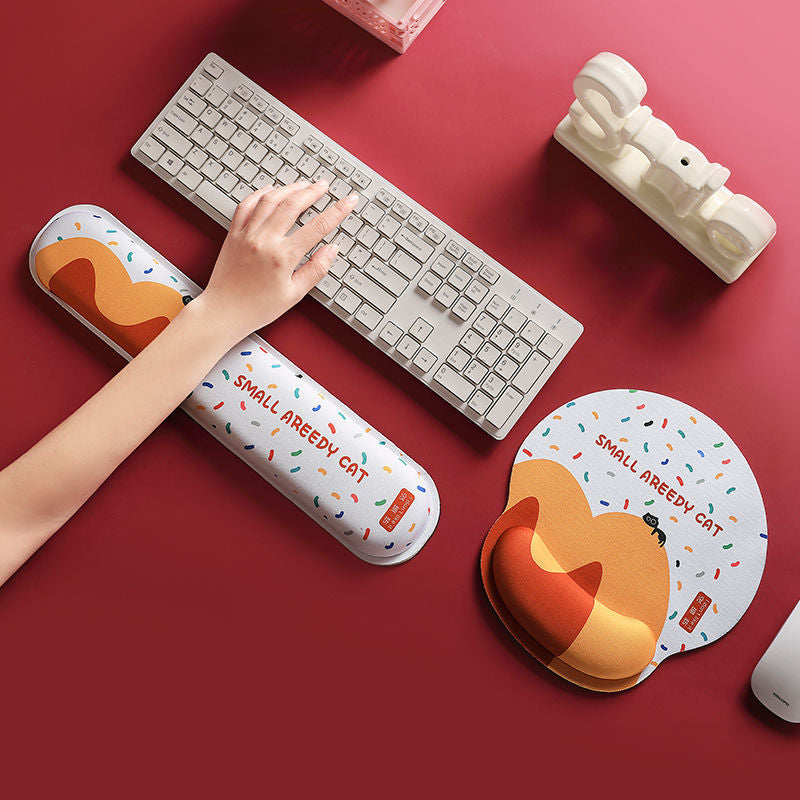 Cute Cat-Themed Gaming Mouse Pad