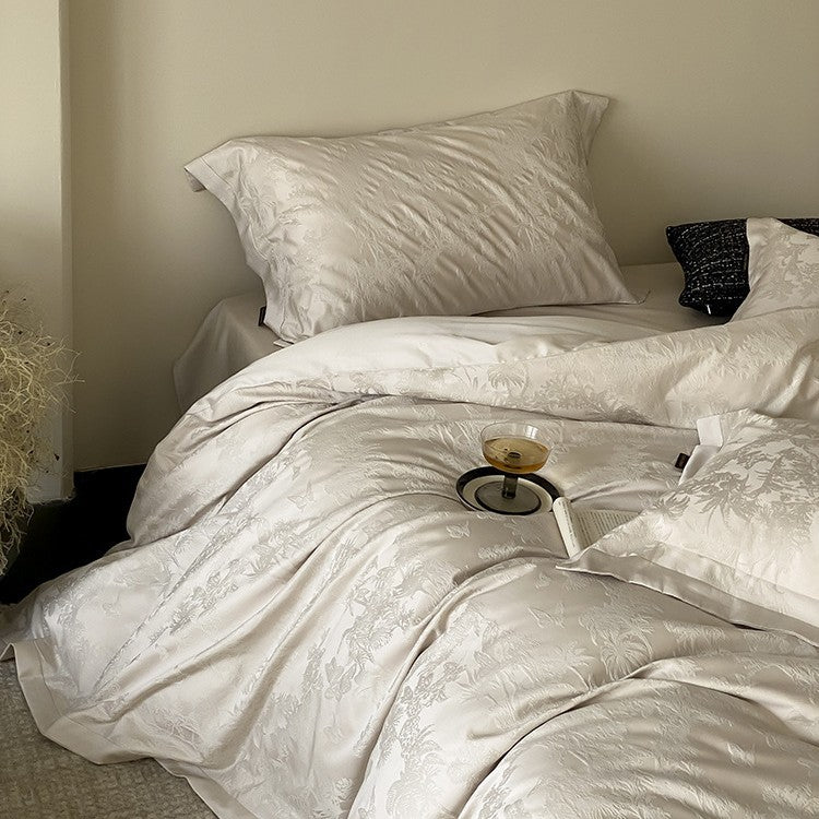 Luxurious bedding set made of jacquard satin with floral relief pattern