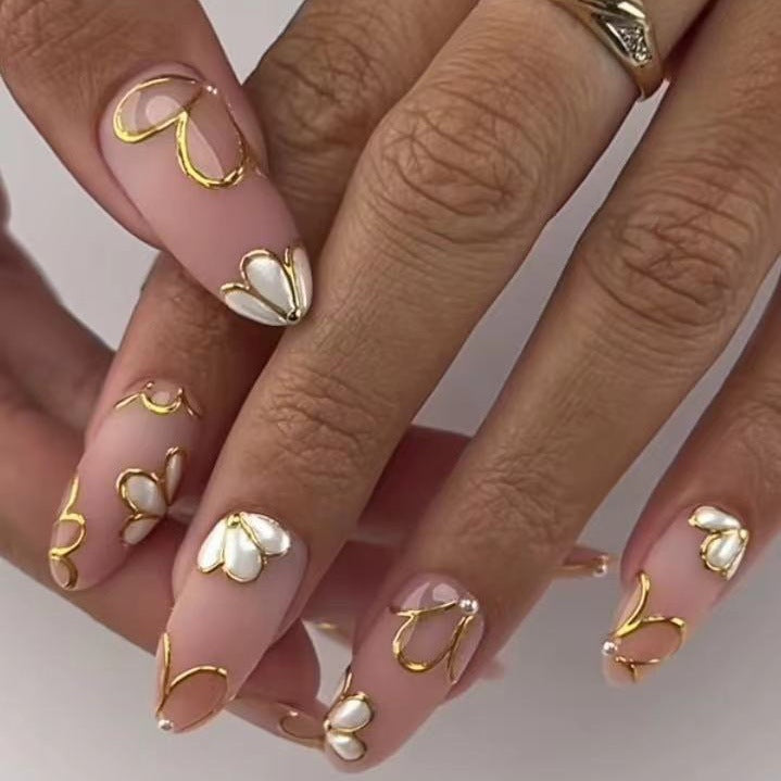 Artificial nail set with luxurious floral 3D decorations Kalsten