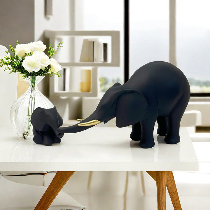 Decorative Elephant Family Sculpture Kalsten
