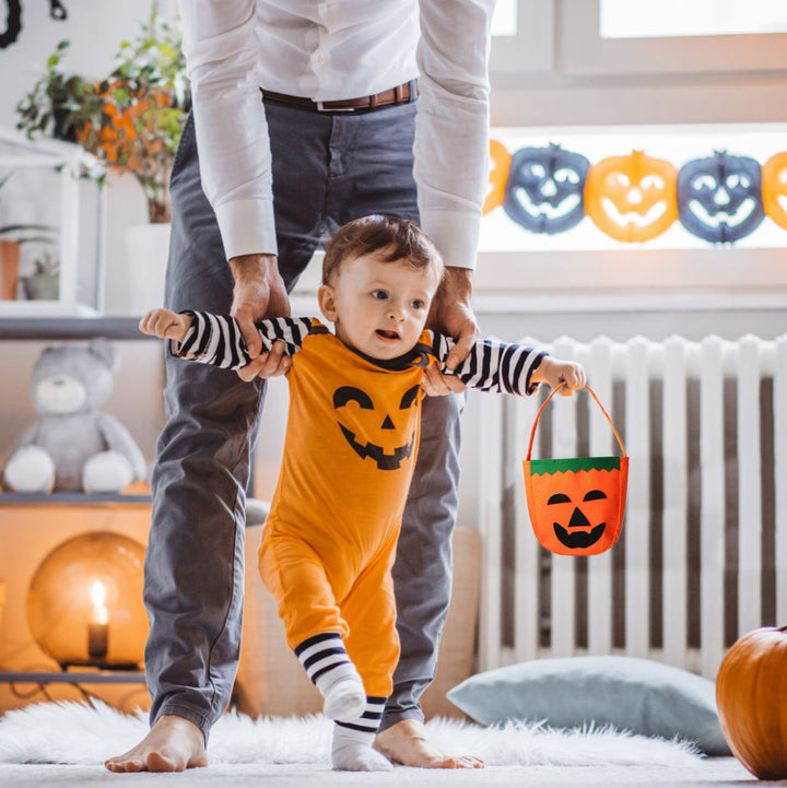 Pumpkin design candy container