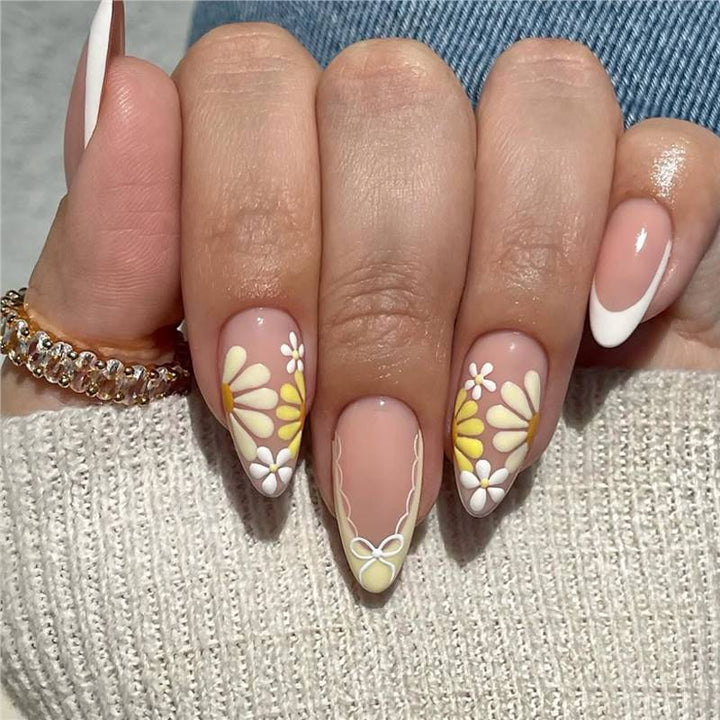 Detailed Floral Press-On Nails Kalsten