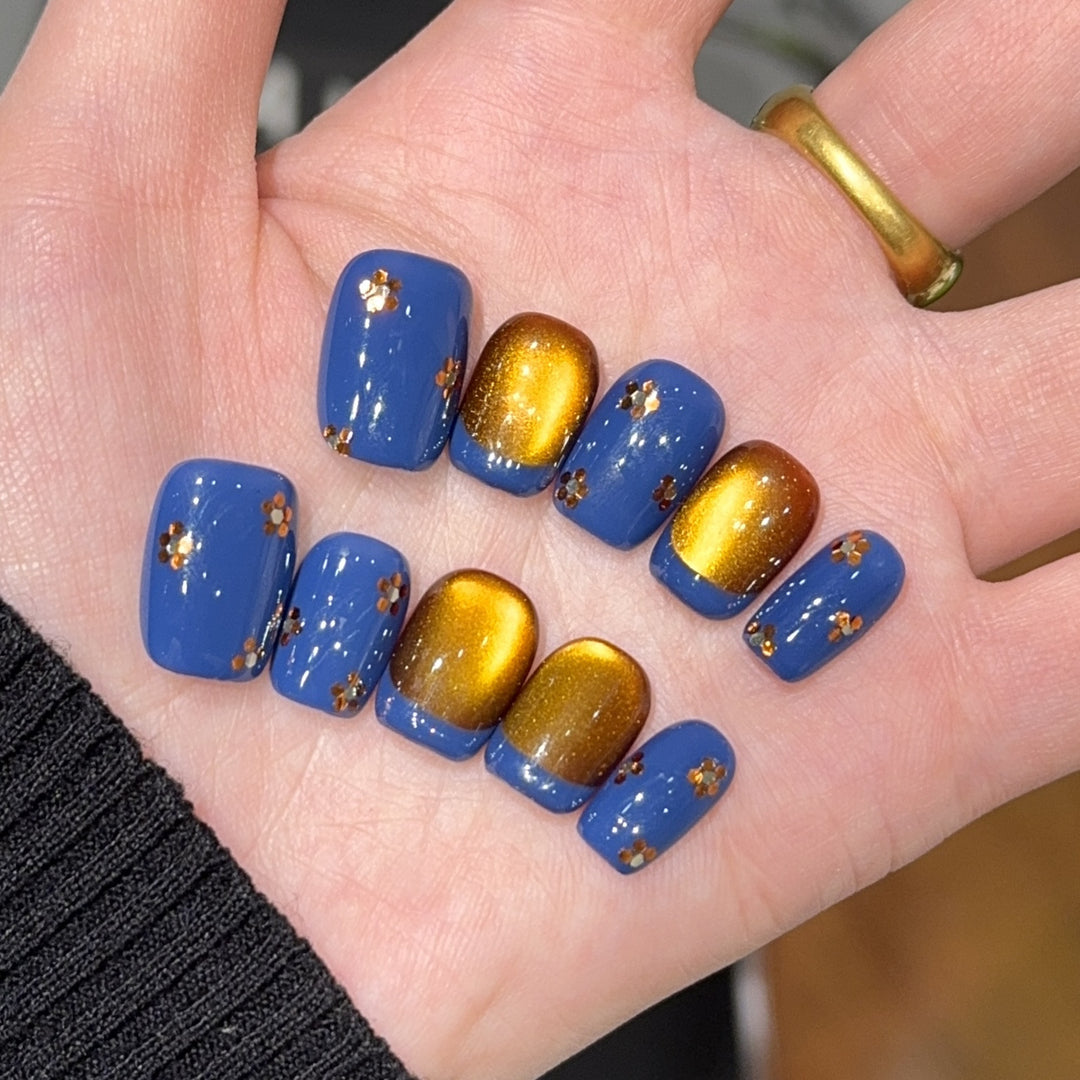 Artificial nails with elegant gradient and sparkling accents Kalsten