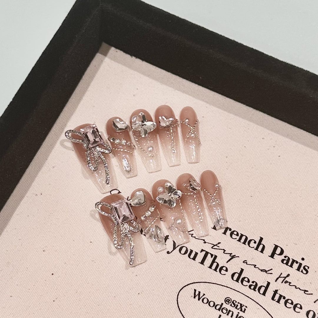 Glamorous Rhinestone-Embellished Press-On Nail Art Kit