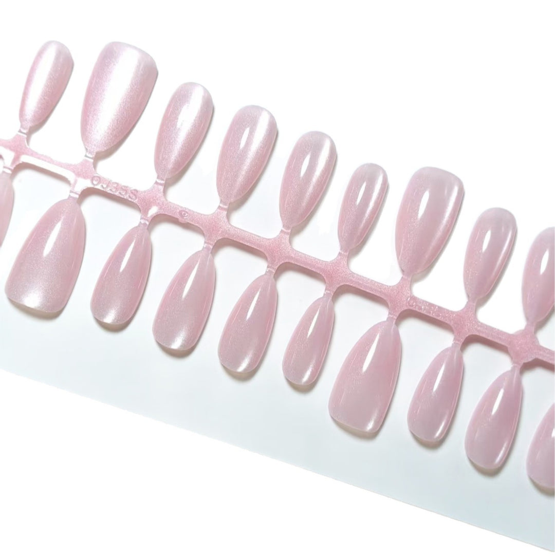 High-quality artificial nails with elegant surface texture Kalsten