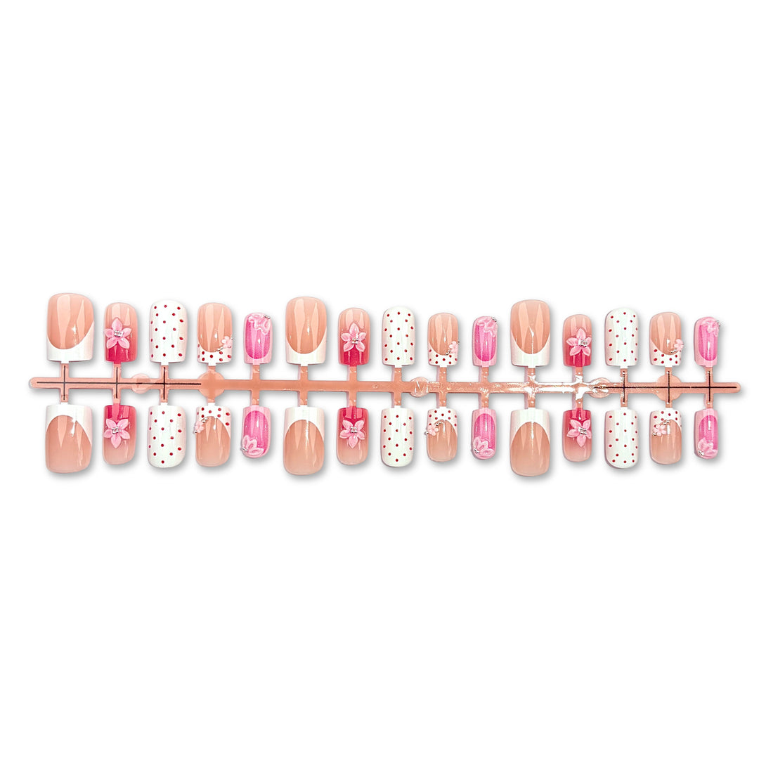 Artistic Nail Designs Kalsten