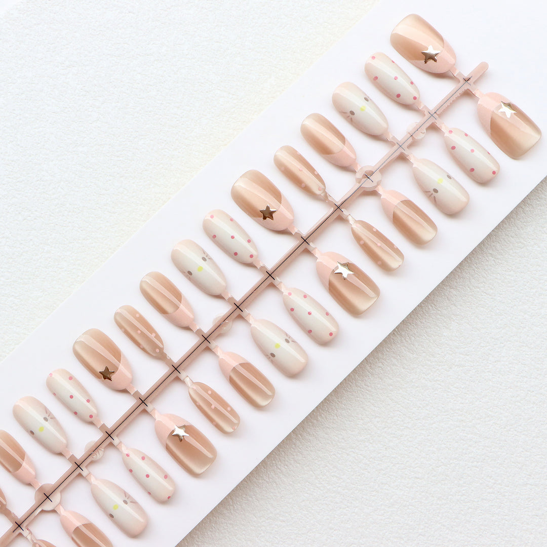 Elegant Minimalist Press-On Nail Set Kalsten