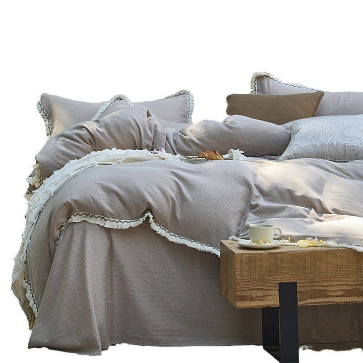 Linen bedding set with washed cotton-linen quality and decorative crochet lace