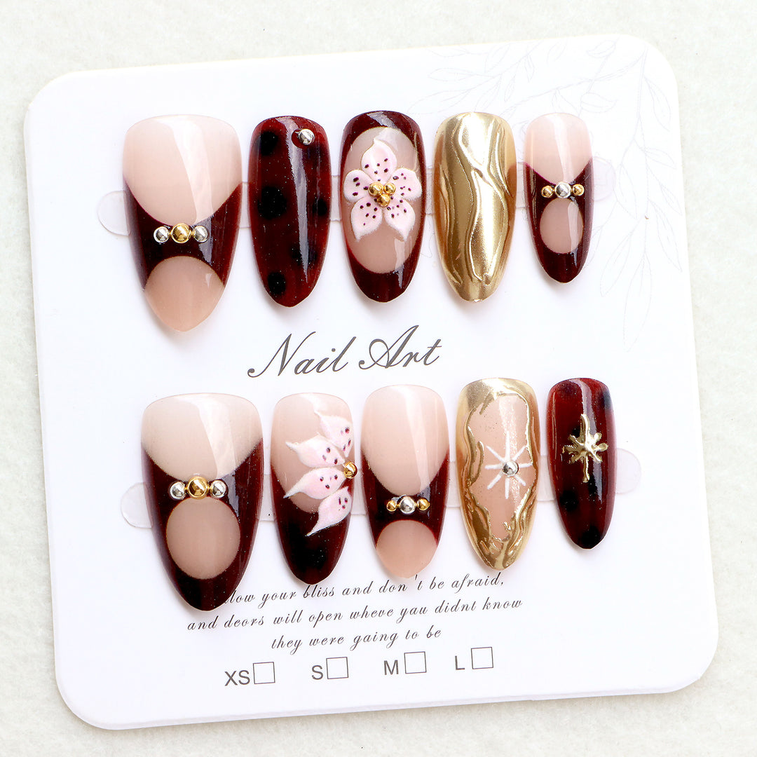 Elegant Designer Press-On Nail Art Collection Kalsten
