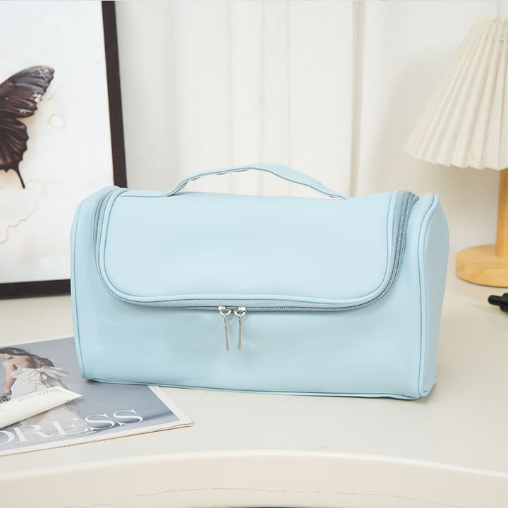 Travel cosmetics bag with multiple compartments Kalsten