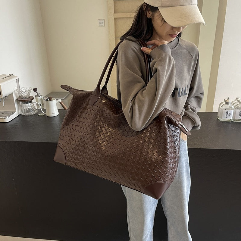 Handcrafted ven Leather Weekend Bag Kalsten