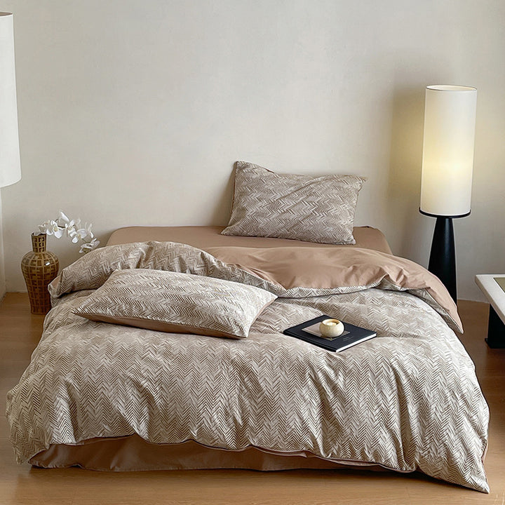Luxurious cotton bedding set with abstract floral print and reversible function