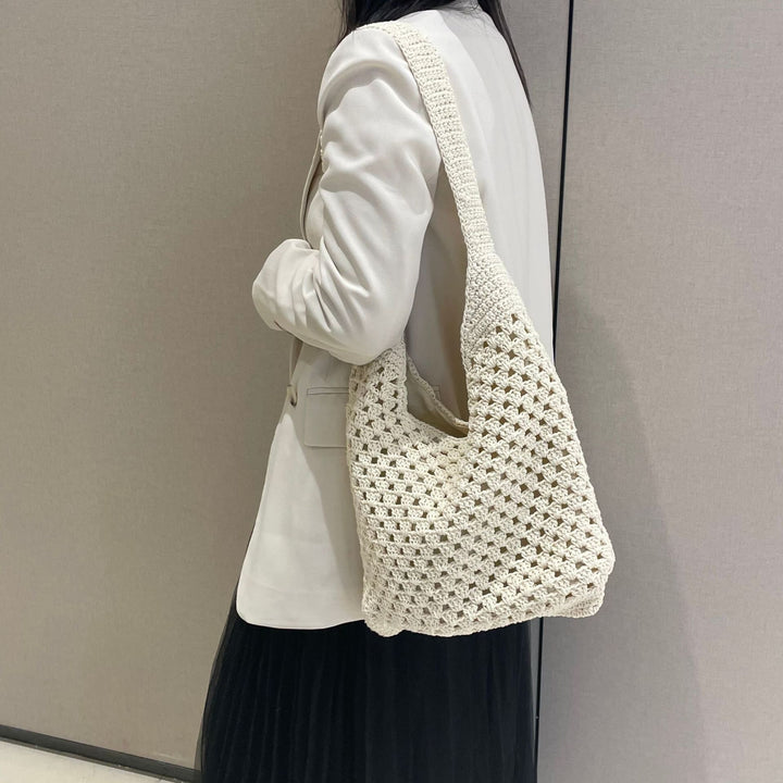 Hand-knotted shoulder bag in modern net design Kalsten