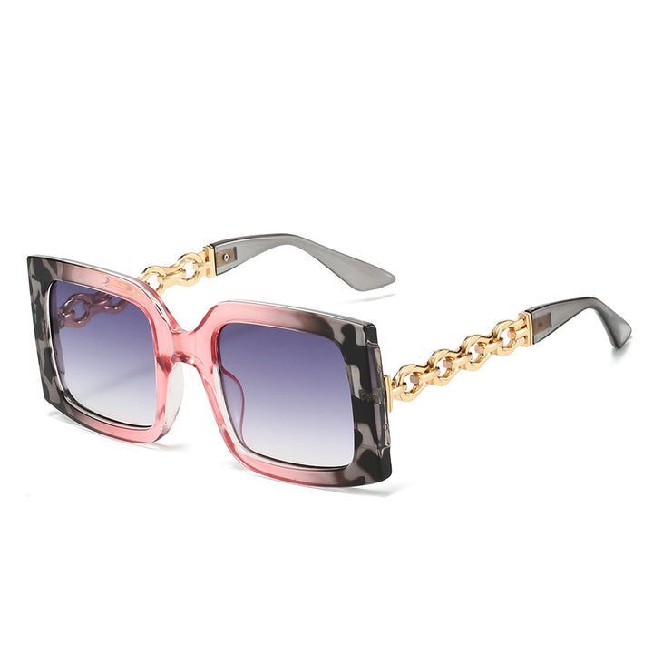 Ladies elegant sunglasses with luxurious chain details Kalsten