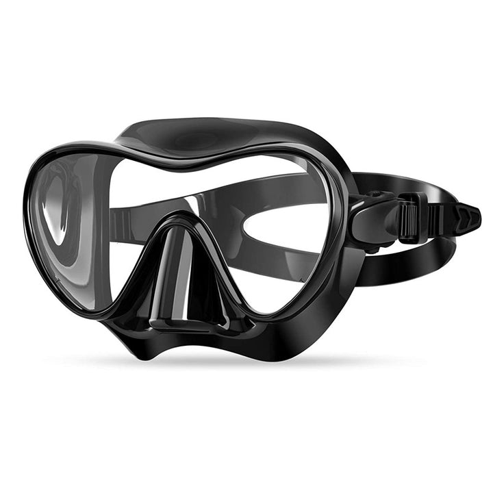 Diving mask with flexible silicone edge and clear field of vision Kalsten