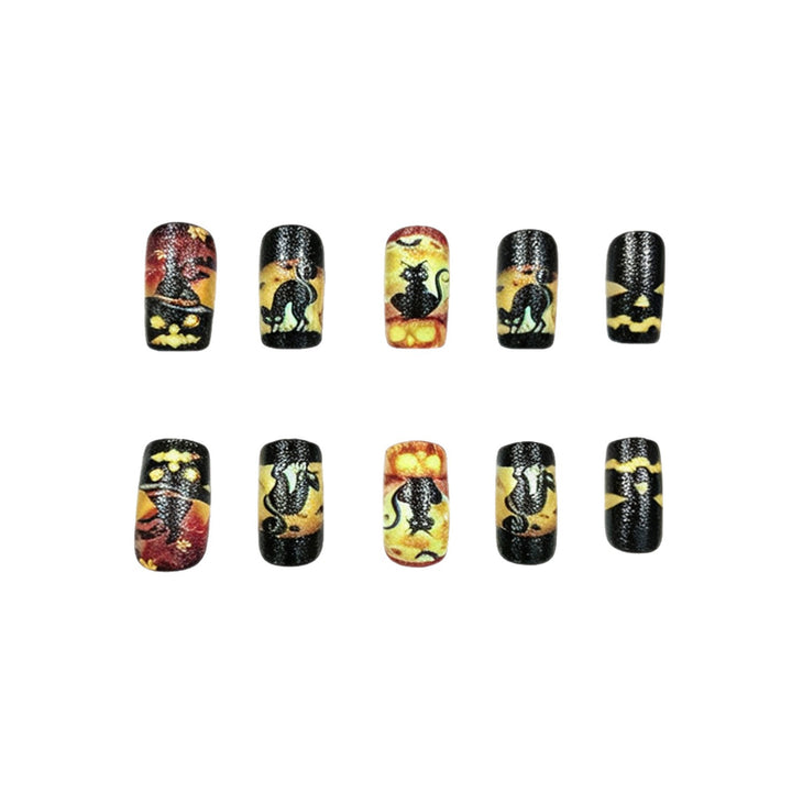 Halloween-Themed Press-On Nail Art Kalsten