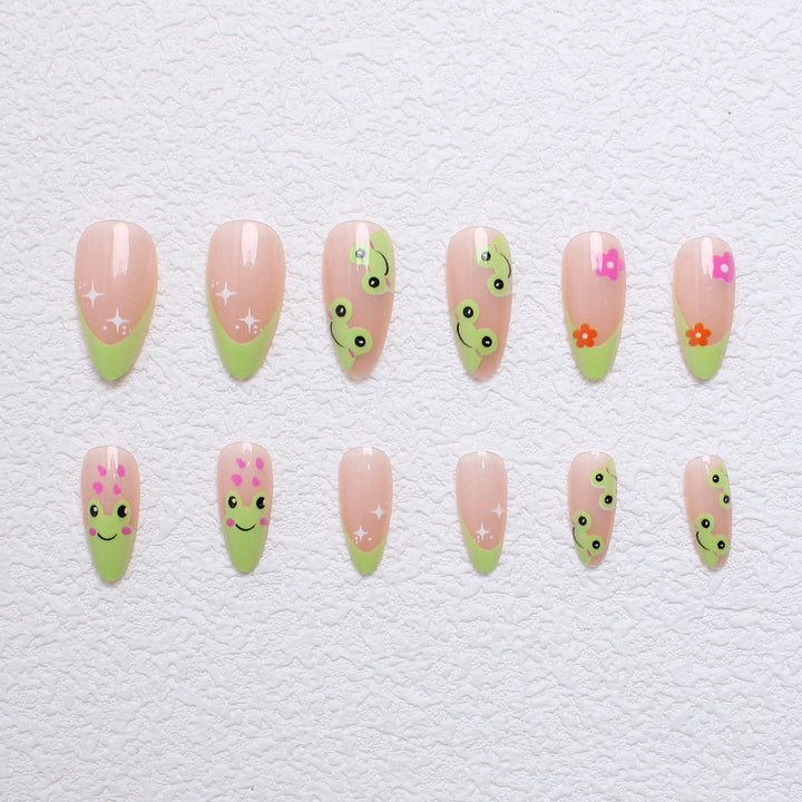 Artificial nail set with creative frog designs and playful accents Kalsten