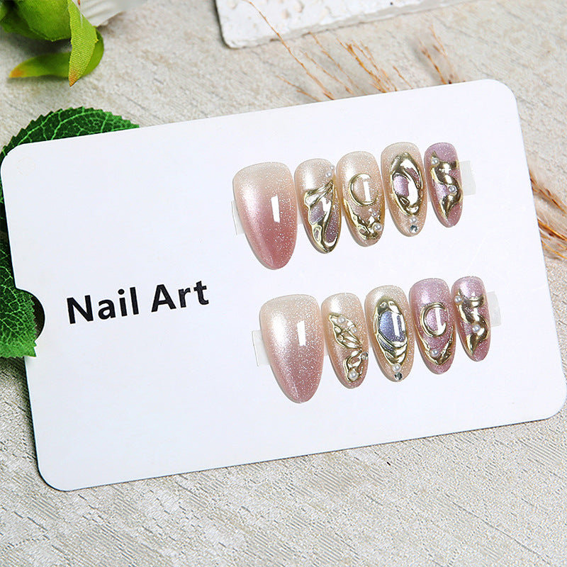 Artful nail set with floral accents Kalsten
