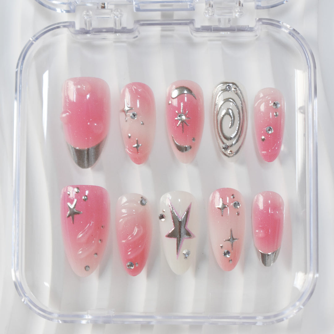 Artistic Star-Embellished Press-On Nail Design Kalsten