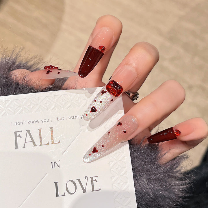 Heart-Embellished Press-On Nail Art Kalsten