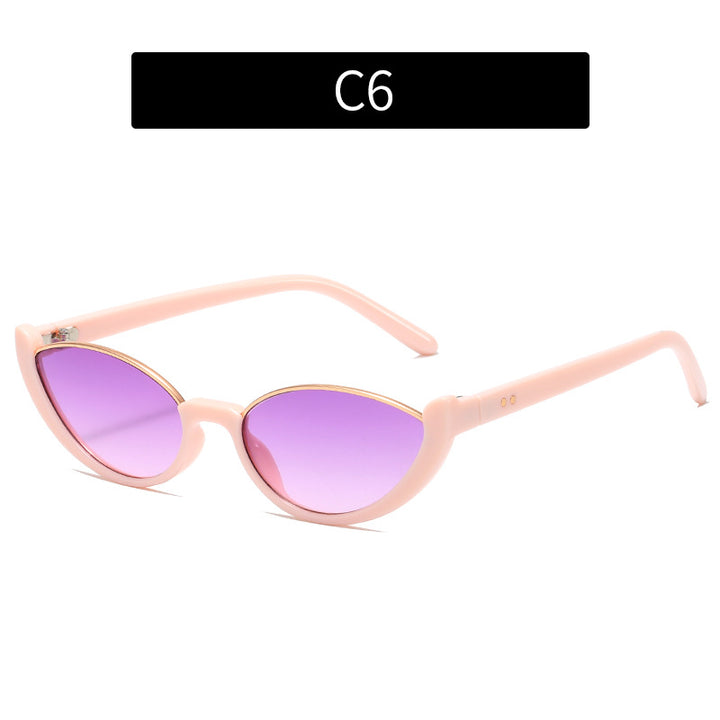 Fashion Cat-Eye Sunglasses with Gradient Lenses