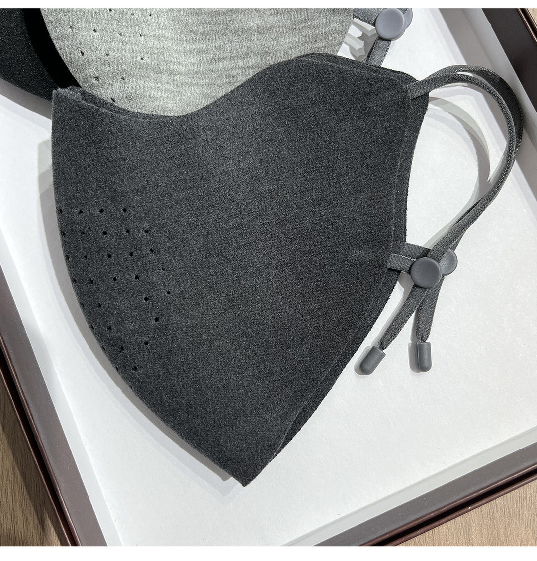 Contoured Breathable Fabric Face Mask with Adjustable Ear Cords Kalsten