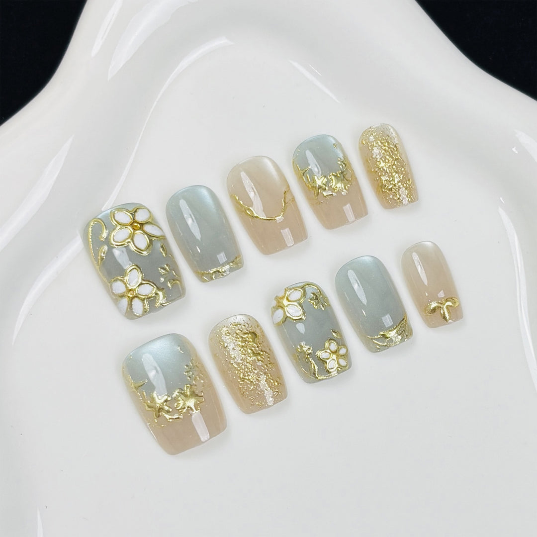 Floral-Themed Press-On Nail Kit Kalsten