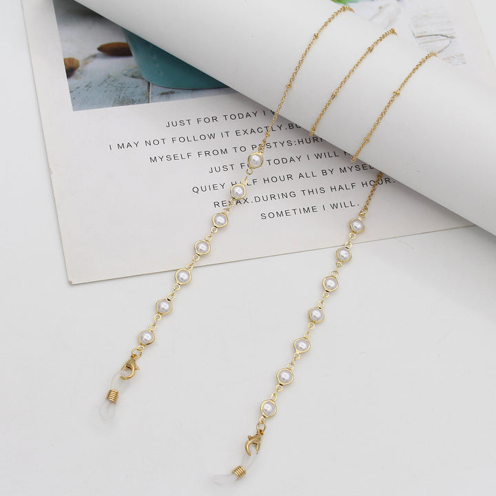 Elegant Pearl Chain Eyewear Holder Kalsten