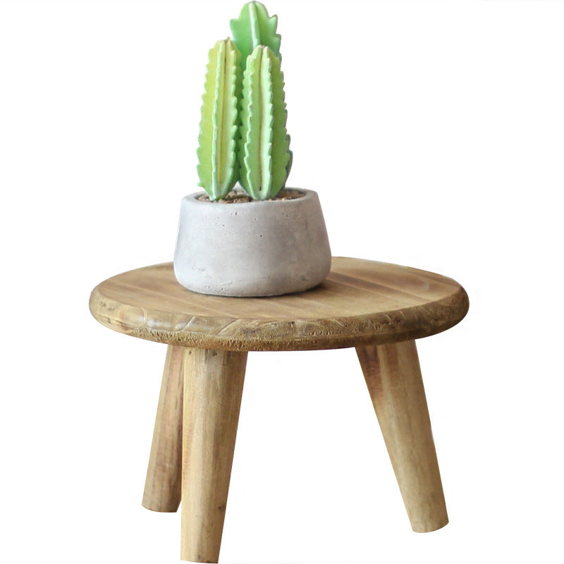 Stylish side table made of natural wood Kalsten