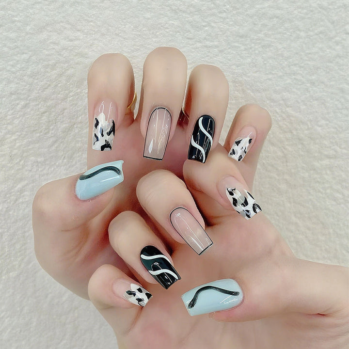 Elegant and Natural Nail Decoration Kalsten