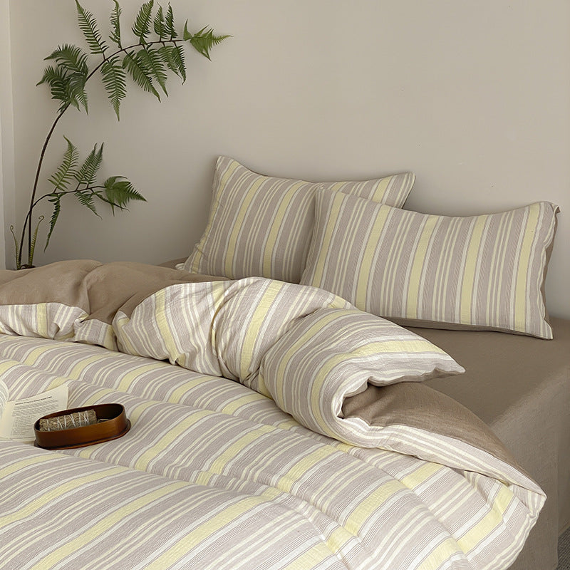 Reversible bedding set made of cotton-linen blend with fine stripe texture and fitted sheet