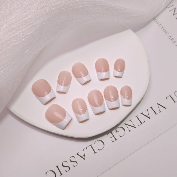 Elegant French Tip Press-On Nails Kalsten