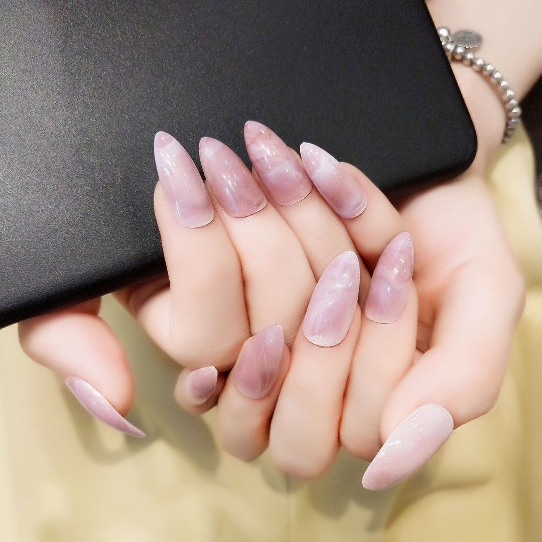 Elegant Marble Effect Press-On Nail Tips Kalsten