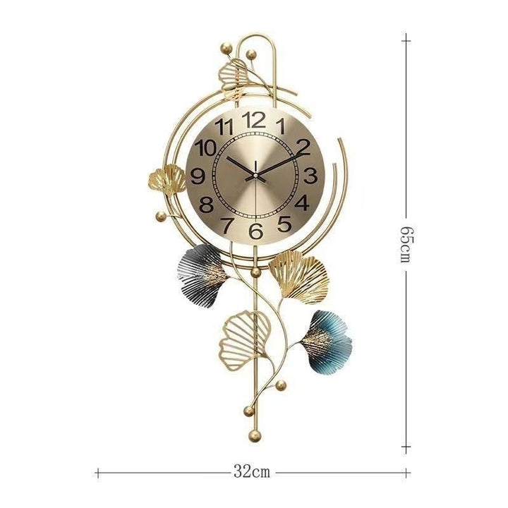 Decorative Wall Clock with Nature-Inspired Design Kalsten